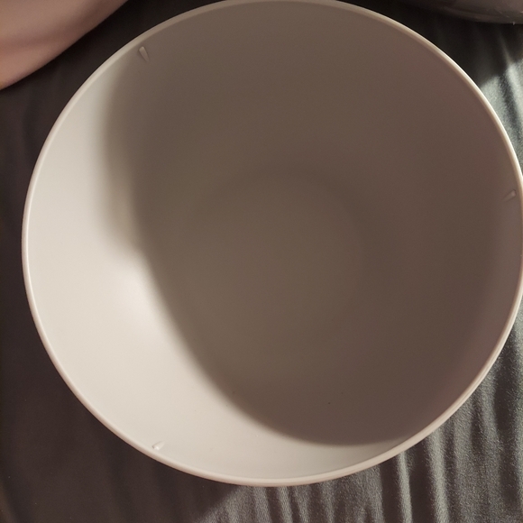 24ct Target Case pack of plastic bowls - Picture 3 of 4